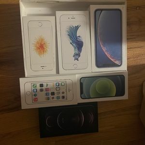 iPhones boxes